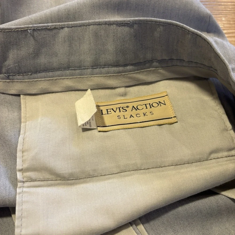 Levis preowned good